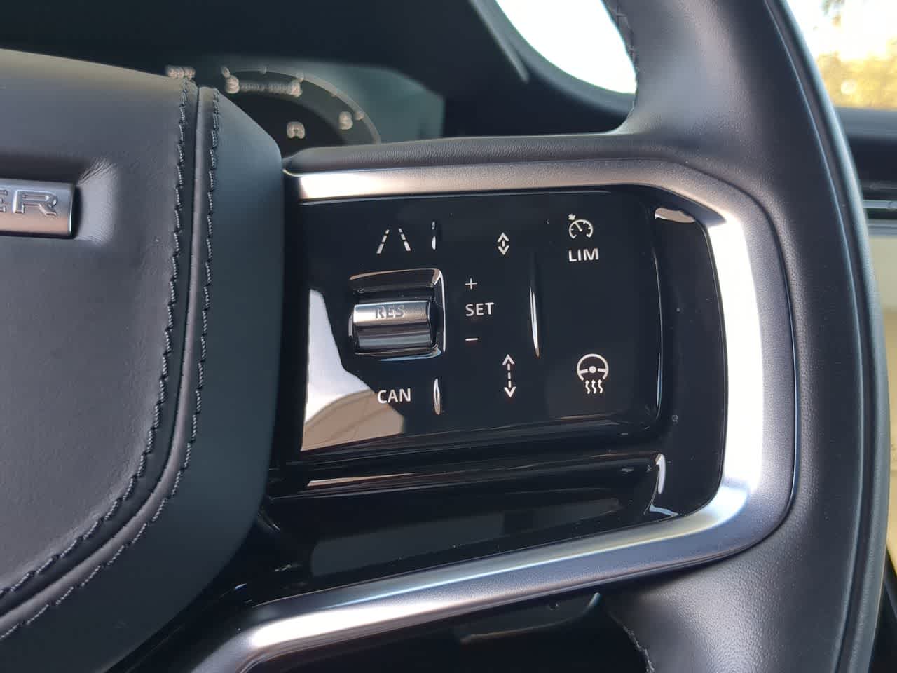 Thumbnail: 2024 Land Rover Range Rover Sport - 27