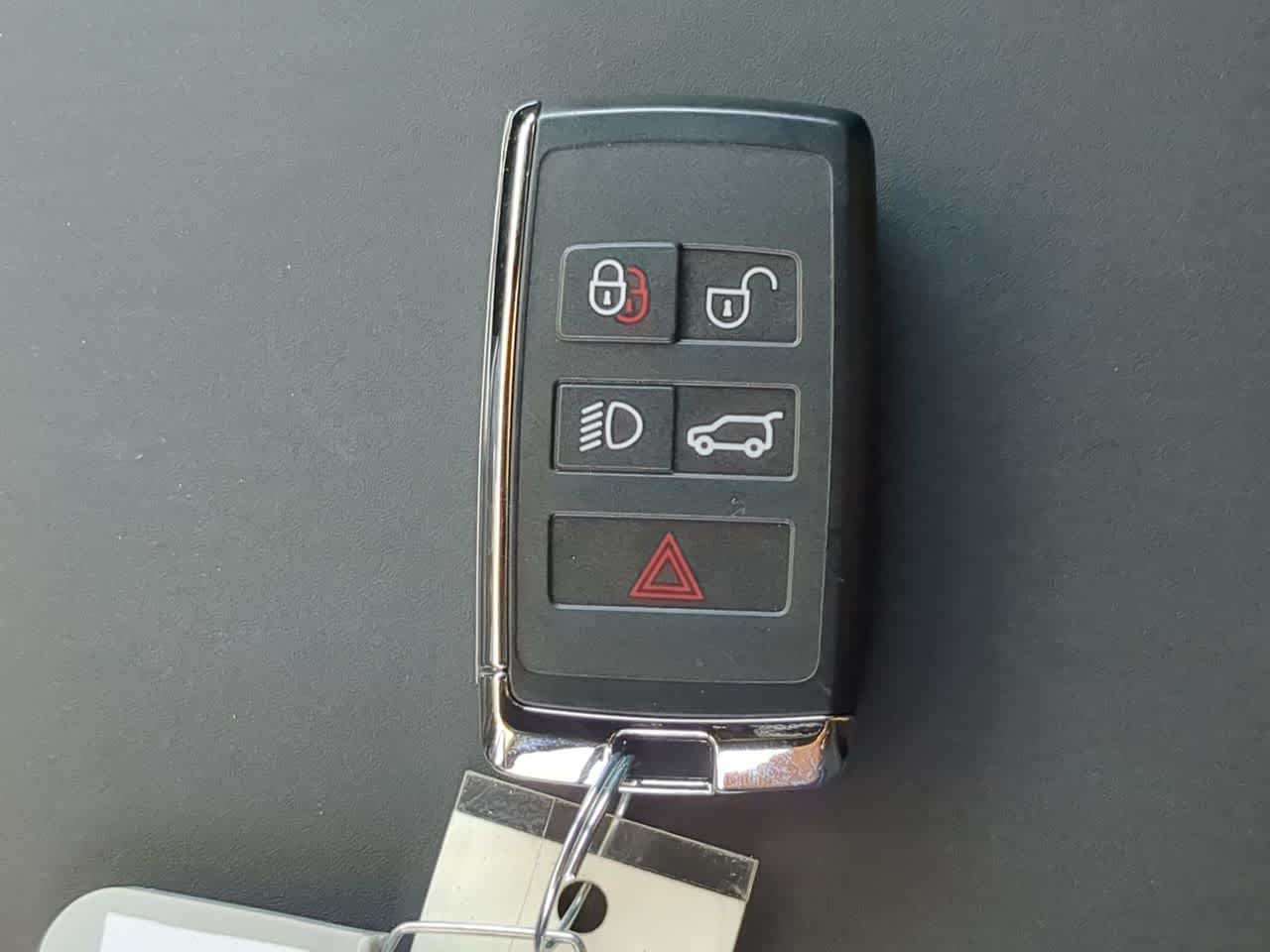 Thumbnail: 2025 Land Rover Defender - 39