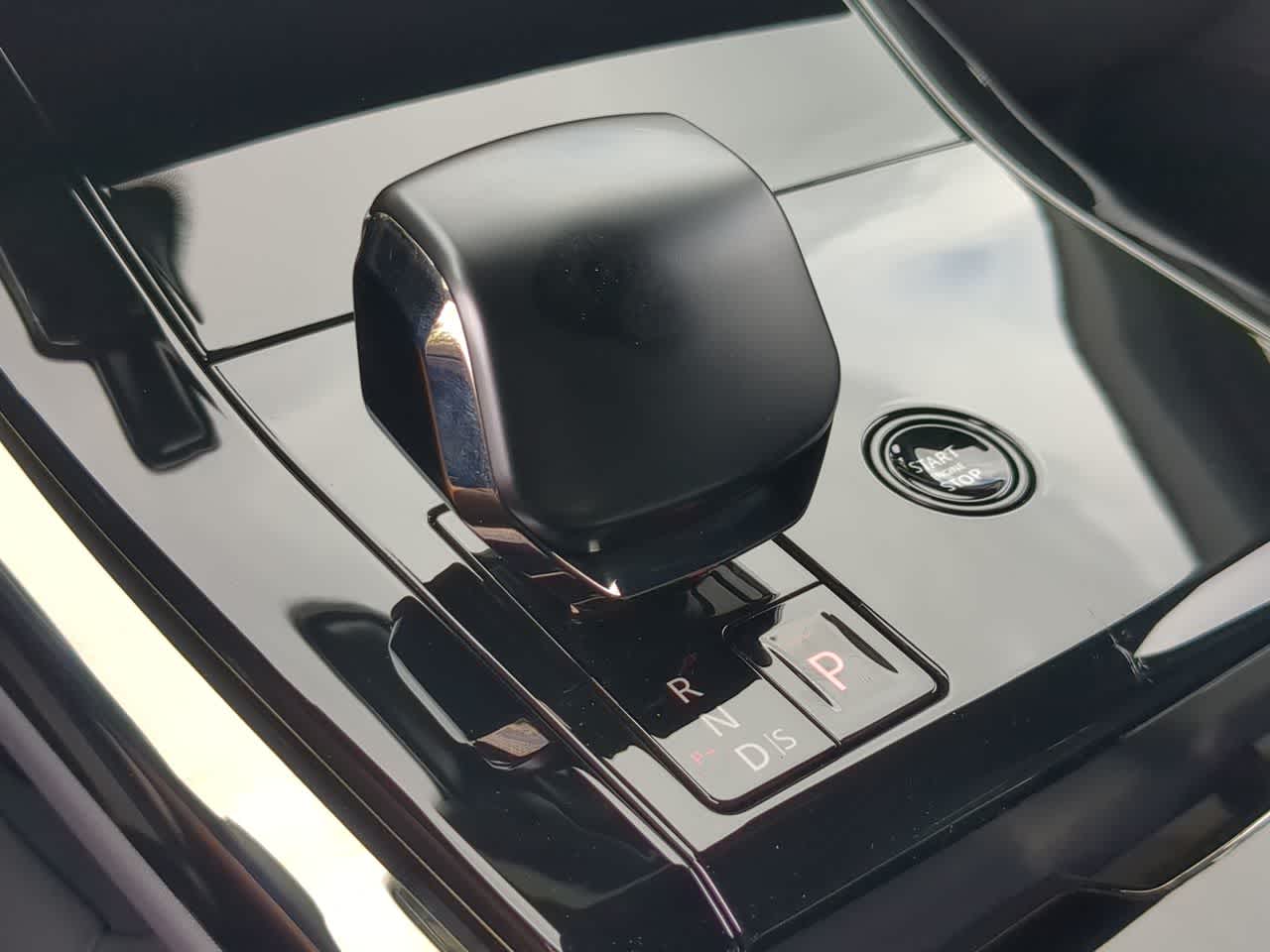 Thumbnail: 2026 Land Rover Range Rover Sport - 34