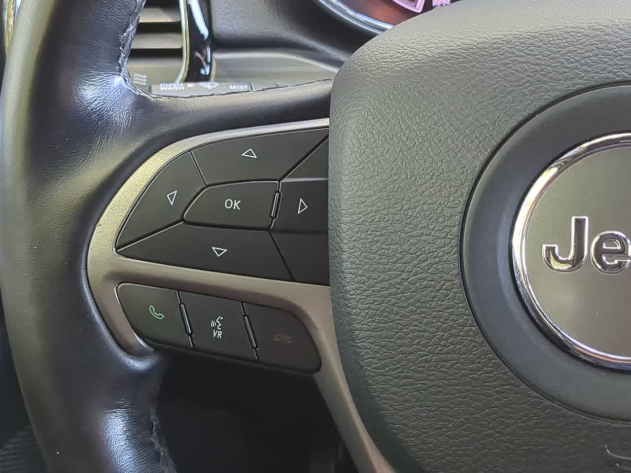 Thumbnail: 2021 Jeep Grand Cherokee - 25