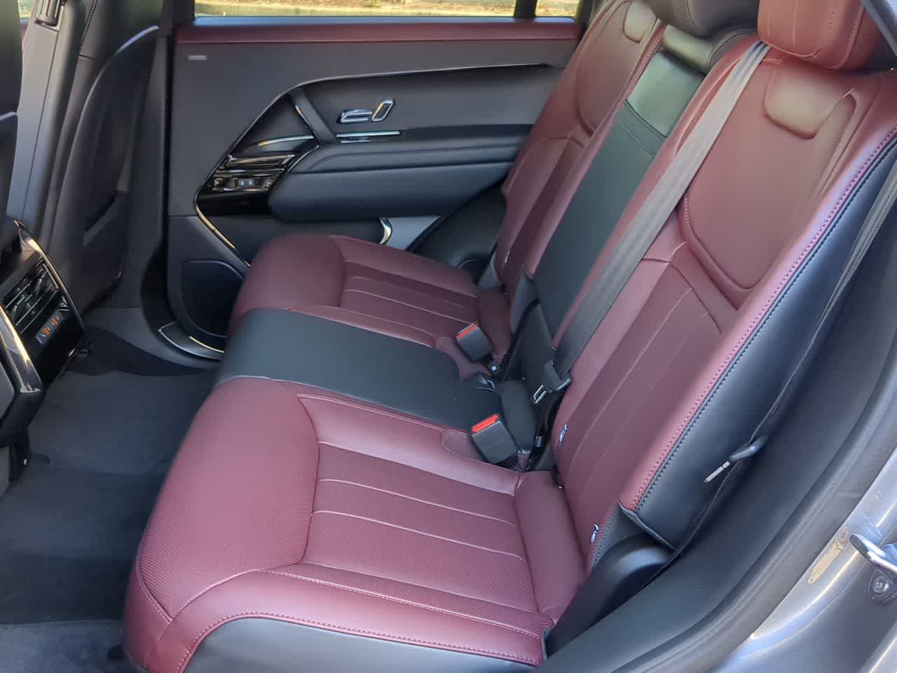 Thumbnail: 2025 Land Rover Range Rover Sport - 19