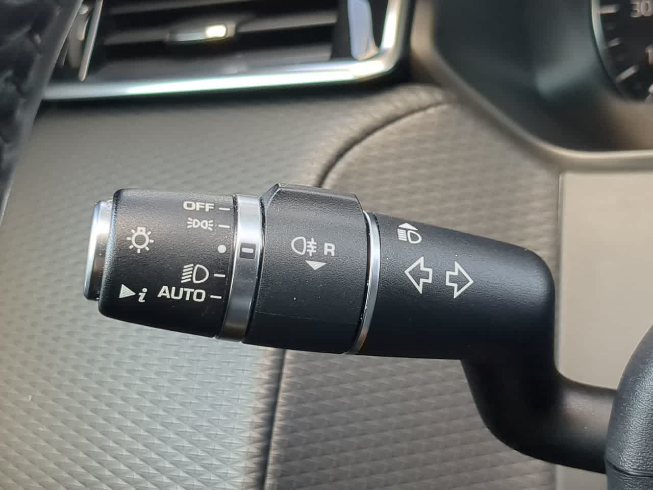 Thumbnail: 2019 Land Rover Range Rover Velar - 27