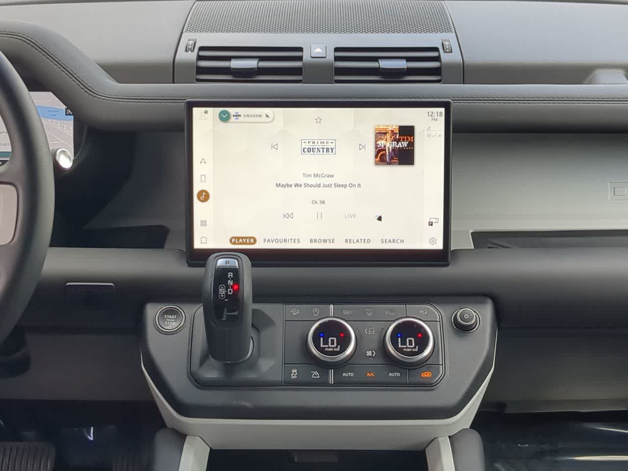 Thumbnail: 2025 Land Rover Defender - 28