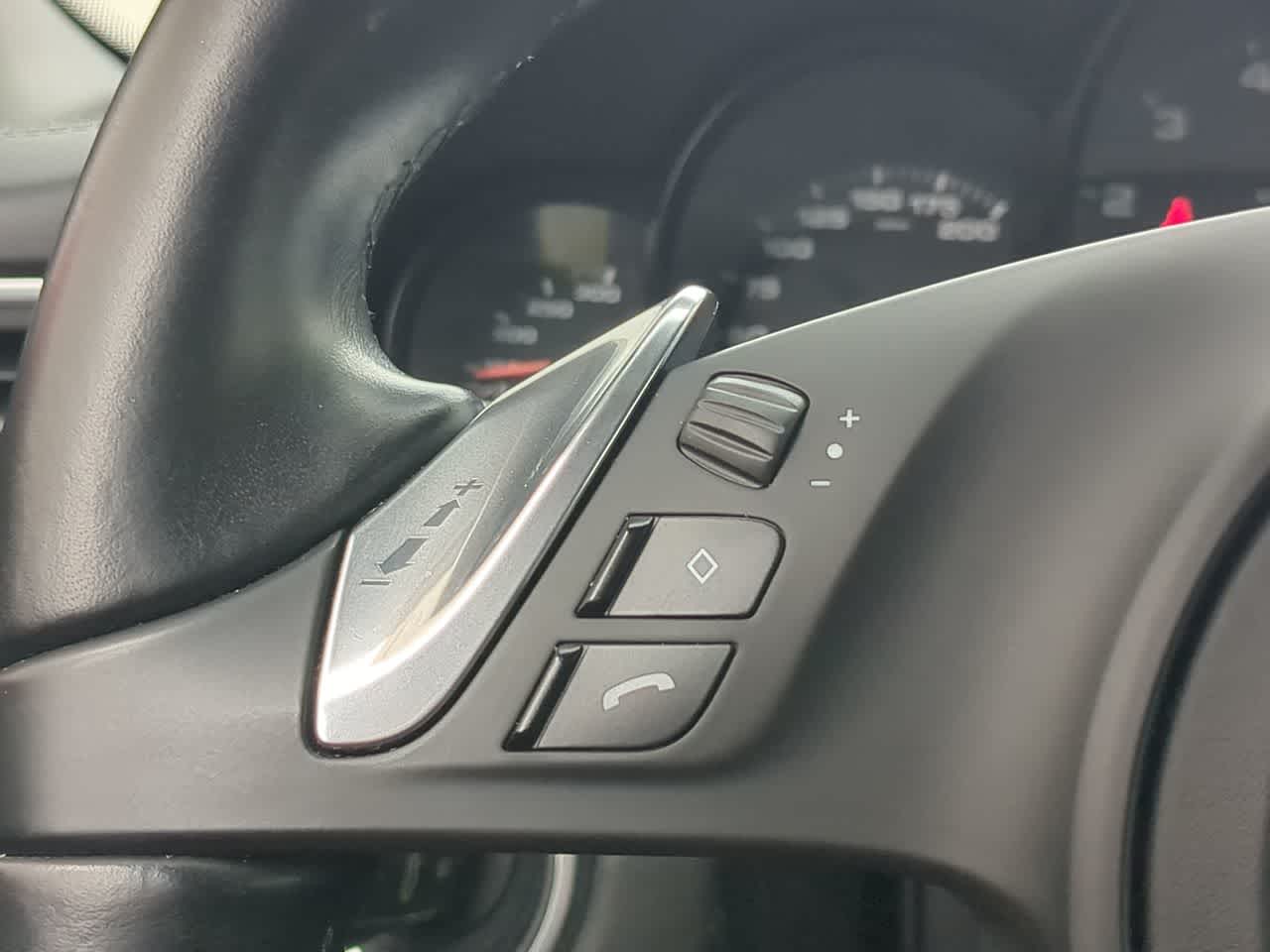 Thumbnail: 2013 Porsche 911 - 24