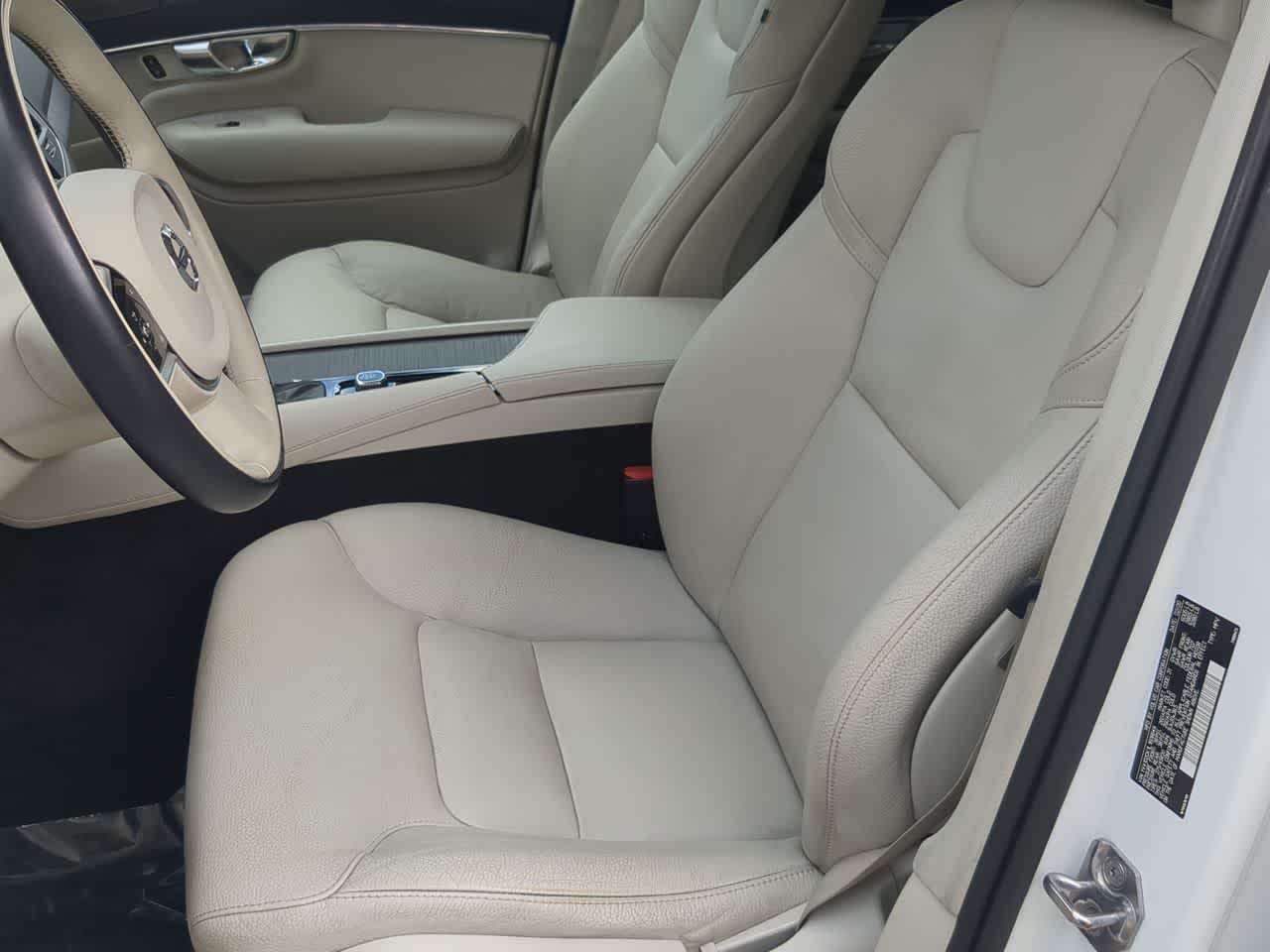 Thumbnail: 2020 Volvo XC90 - 17