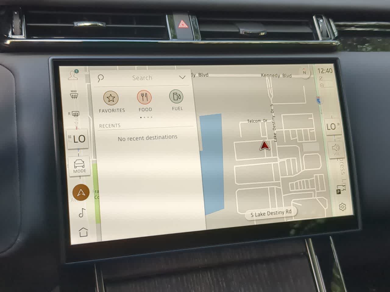 Thumbnail: 2026 Land Rover Range Rover Velar - 31