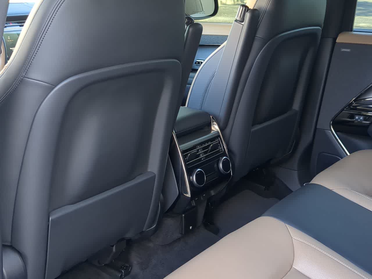 Thumbnail: 2024 Land Rover Range Rover Sport - 18