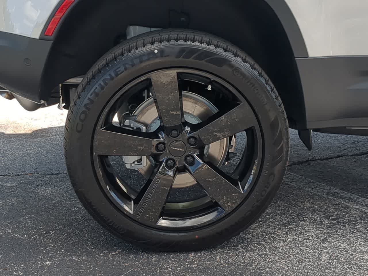 Thumbnail: 2026 Land Rover Defender - 14