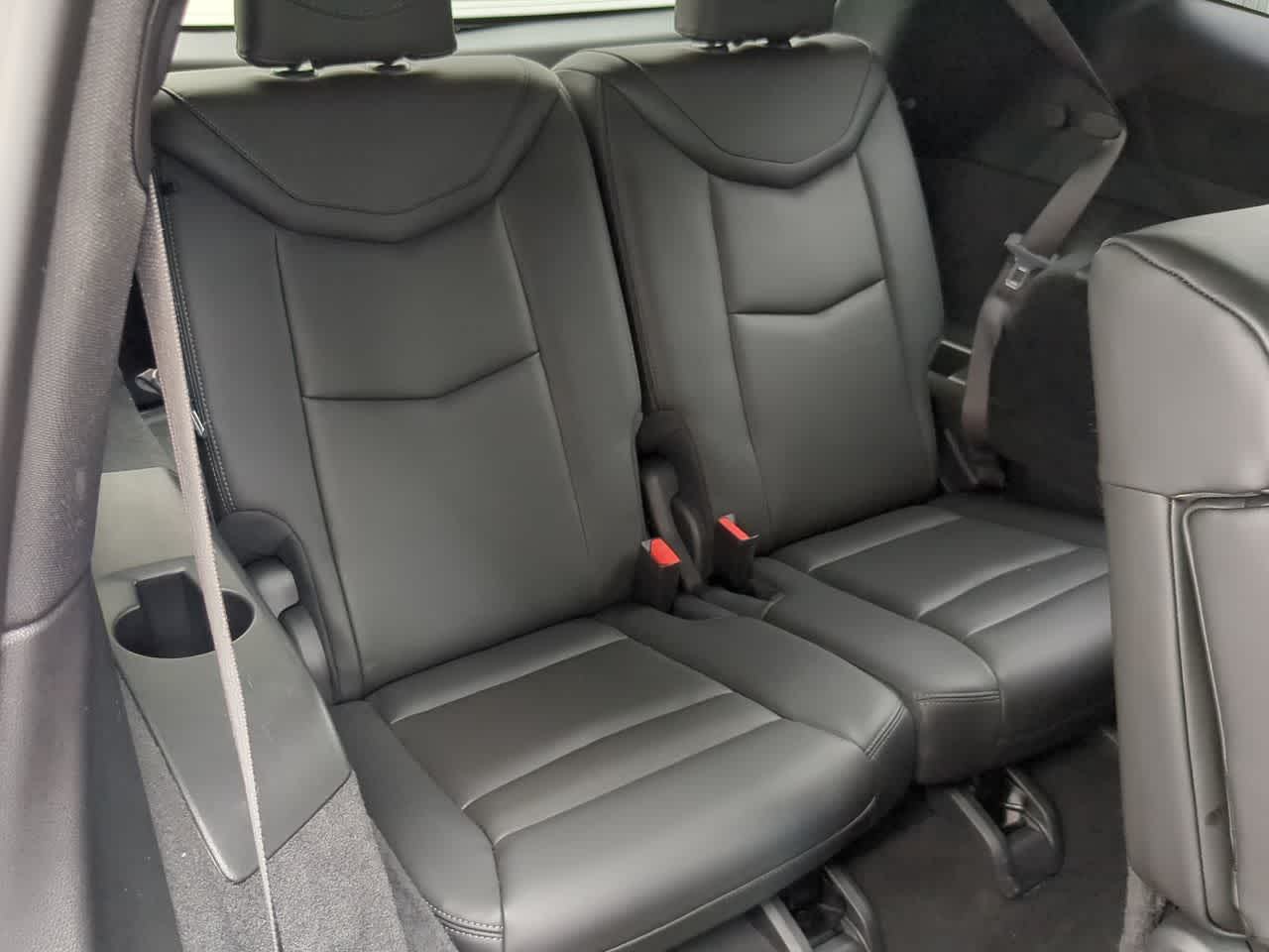 Thumbnail: 2024 Cadillac XT6 - 38