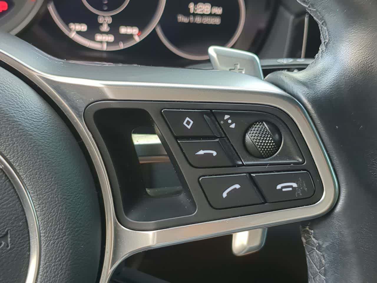 Thumbnail: 2021 Porsche Cayenne - 26