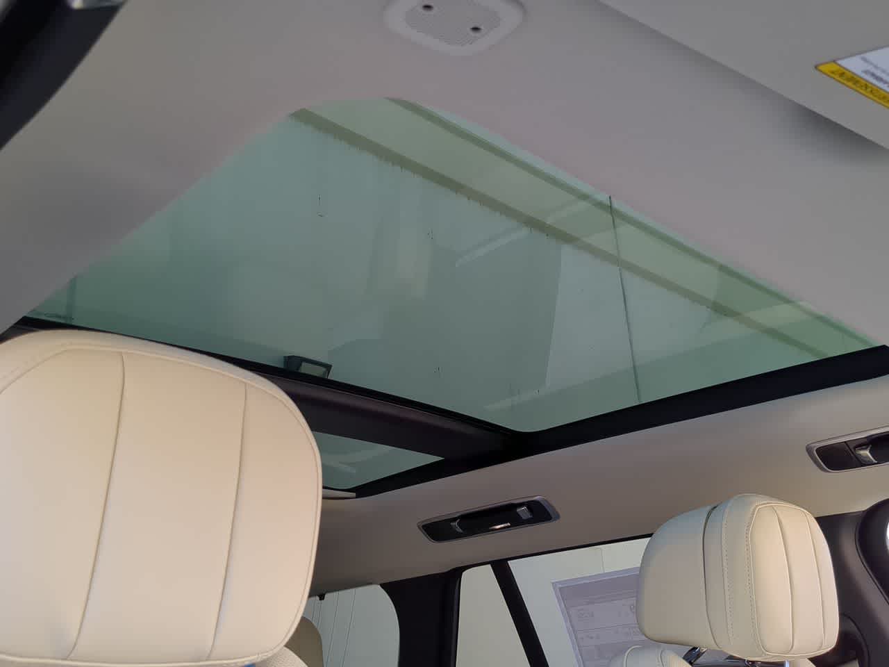 Thumbnail: 2025 Land Rover Range Rover - 20