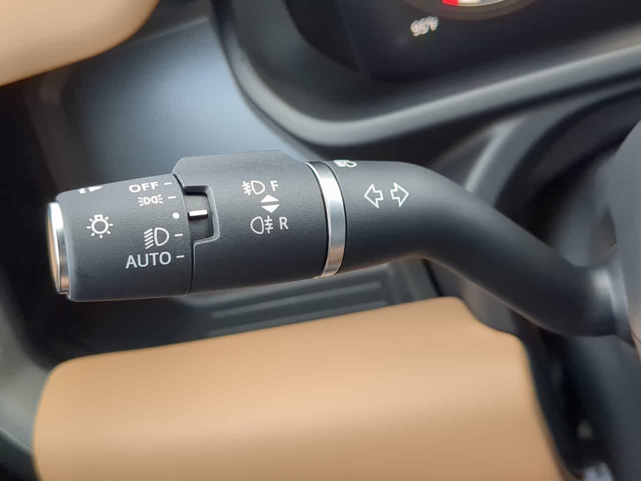 Thumbnail: 2025 Land Rover Defender - 29