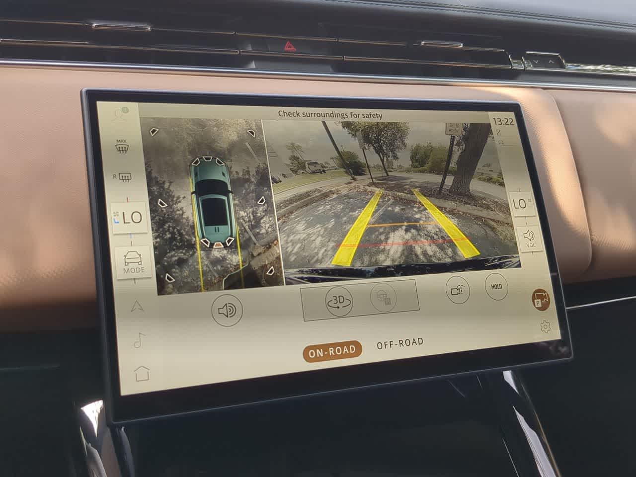 Thumbnail: 2026 Land Rover Range Rover Sport - 31
