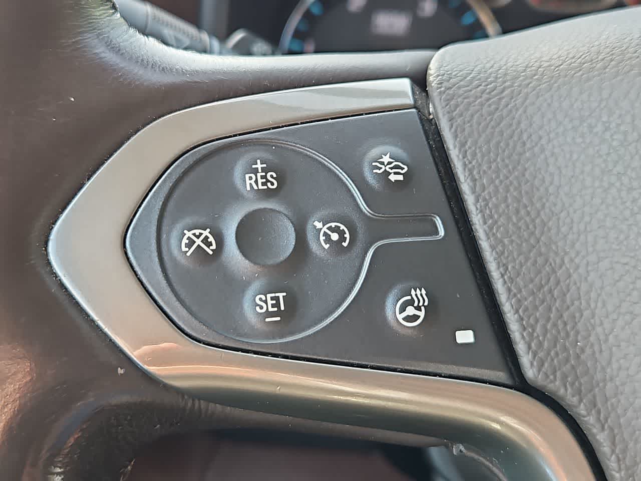 Thumbnail: 2016 Chevrolet Silverado 2500 - 24
