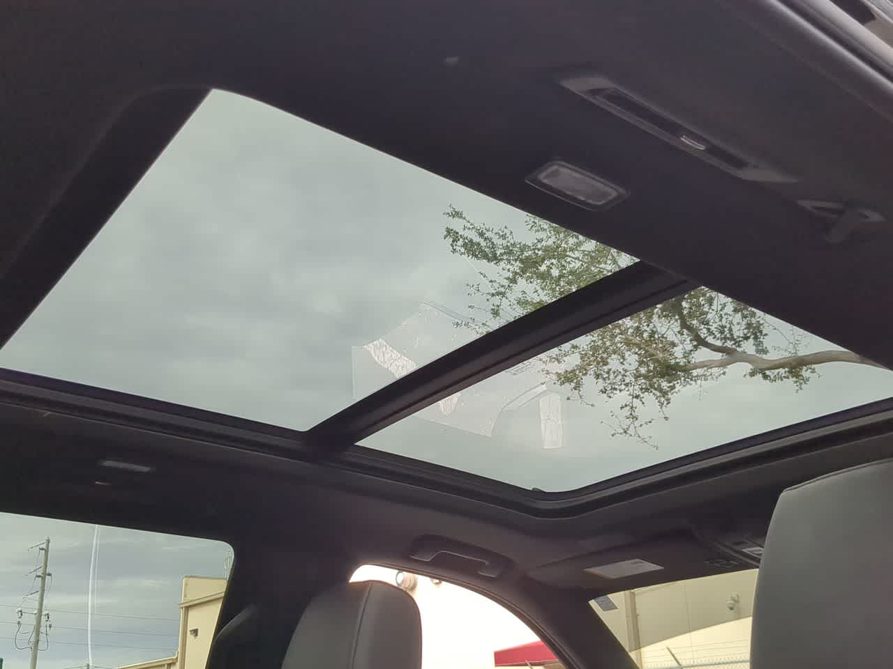 Thumbnail: 2023 Cadillac Escalade - 20