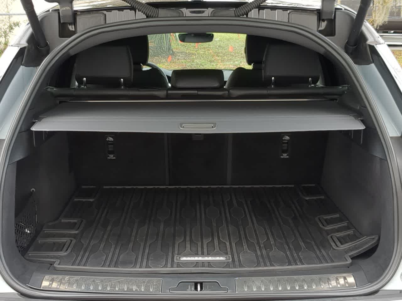 Thumbnail: 2024 Land Rover Range Rover Velar - 36