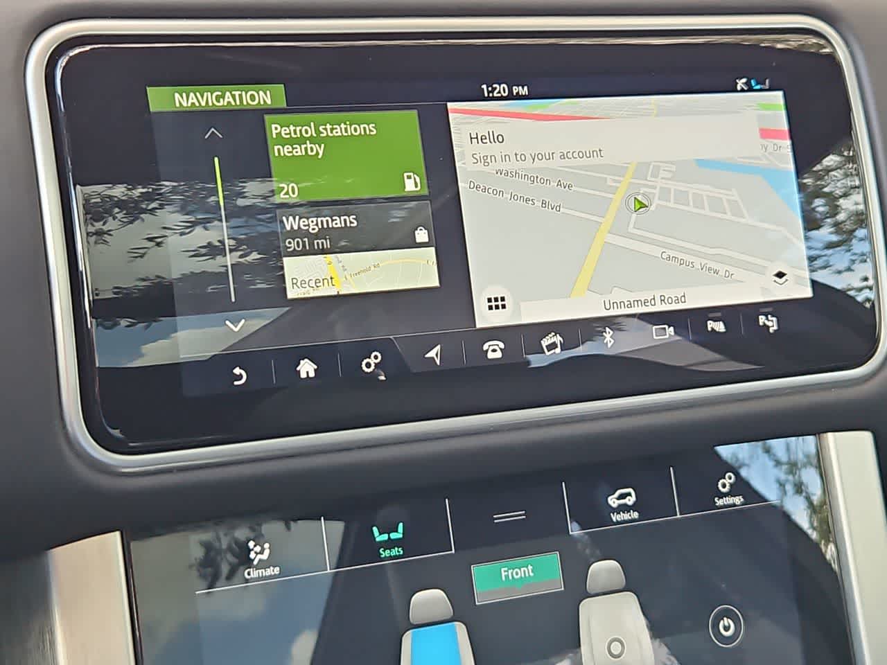 Thumbnail: 2022 Land Rover Range Rover - 31