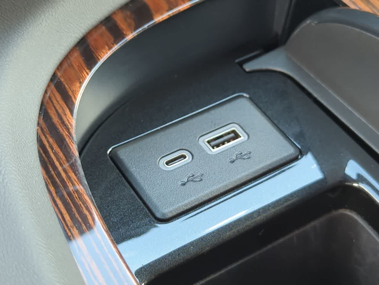 Thumbnail: 2023 Cadillac Escalade - 33