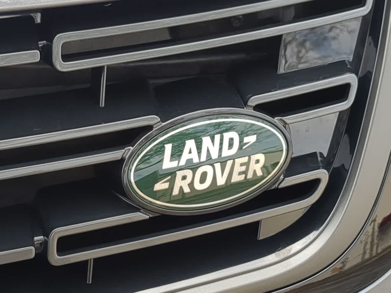 Thumbnail: 2026 Land Rover Range Rover Evoque - 12