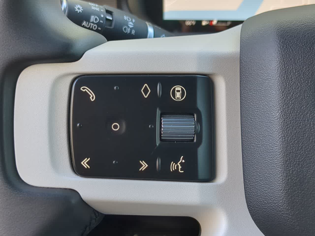 Thumbnail: 2025 Land Rover Defender - 25