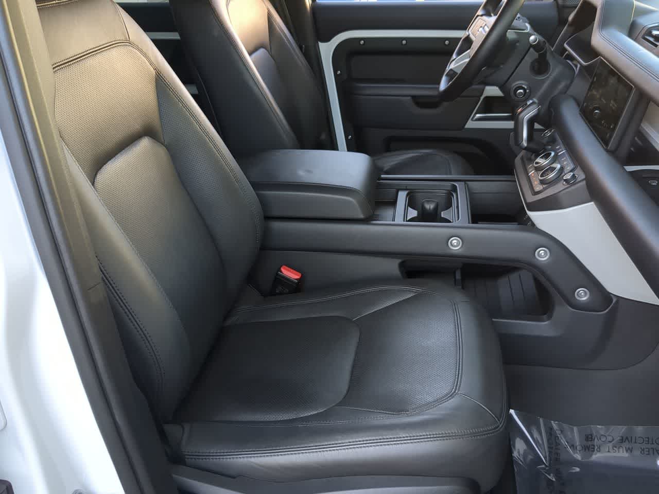 Thumbnail: 2024 Land Rover Defender - 23