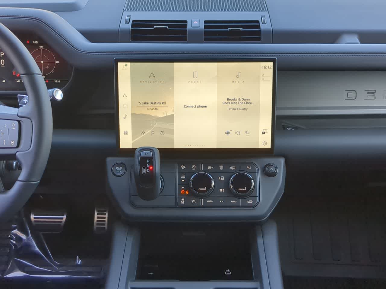 Thumbnail: 2026 Land Rover Defender - 30