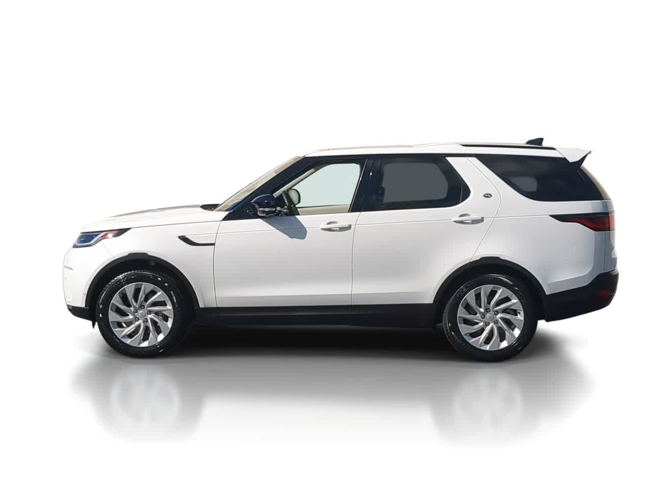 Thumbnail: 2025 Land Rover Discovery - 5