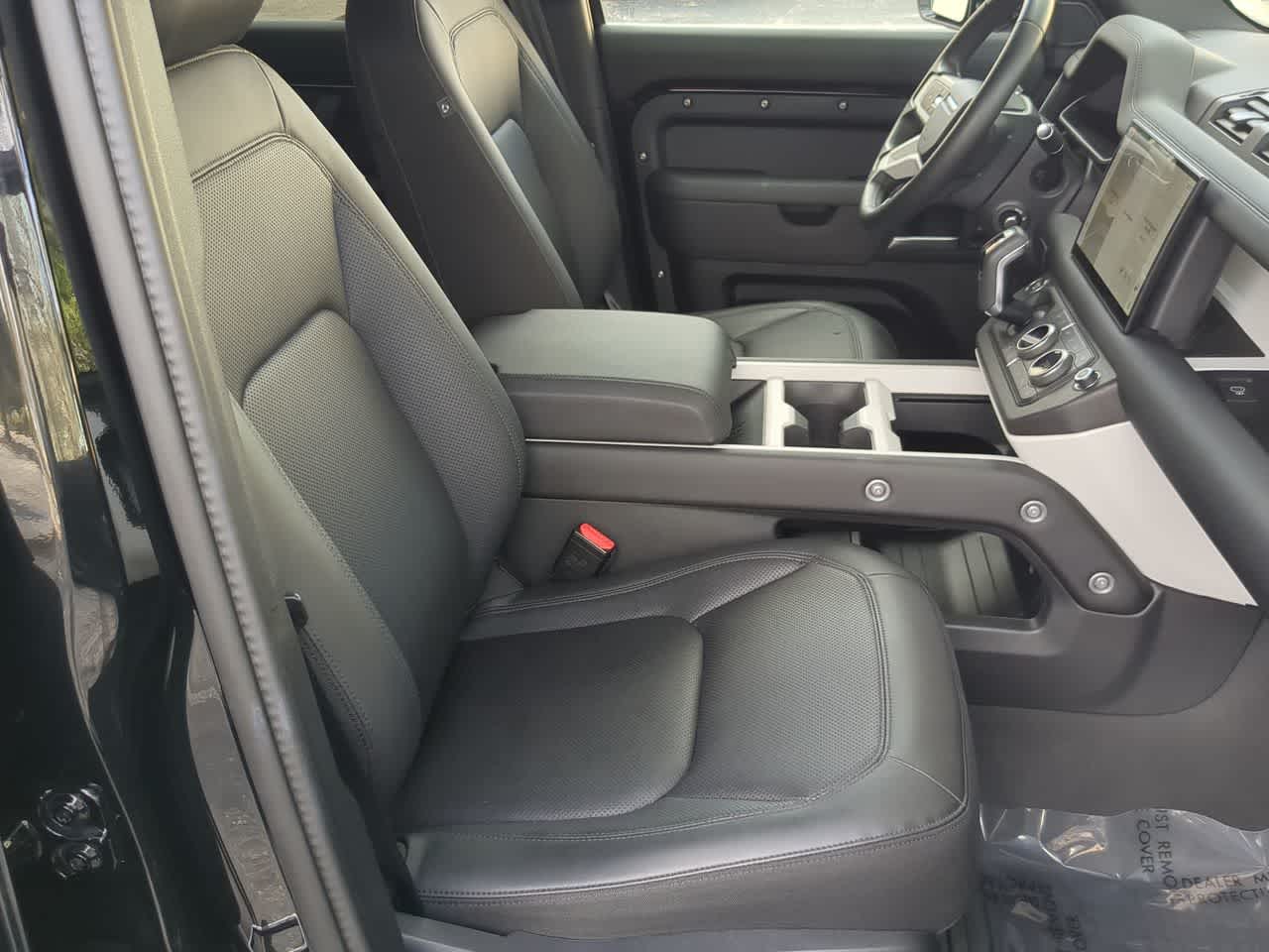 Thumbnail: 2025 Land Rover Defender - 23