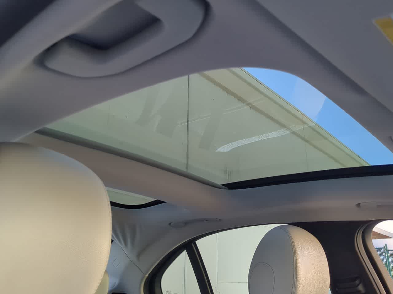 Thumbnail: 2015 Mercedes-Benz C-Class - 19