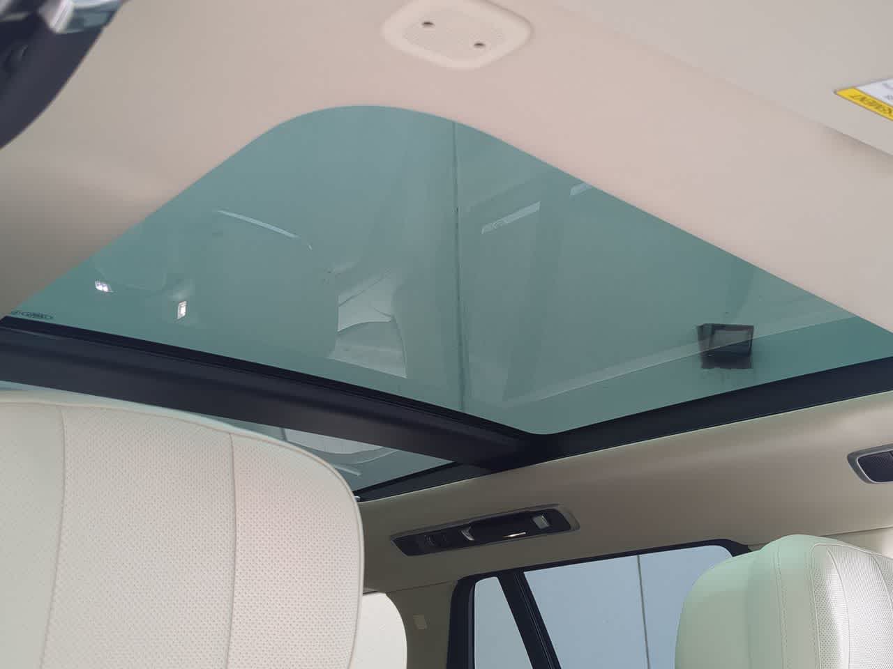 Thumbnail: 2024 Land Rover Range Rover - 19