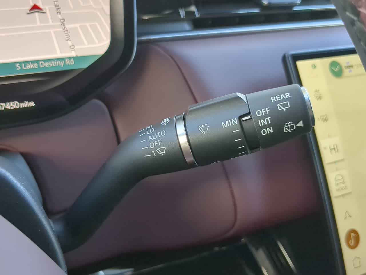 Thumbnail: 2025 Land Rover Range Rover Sport - 28