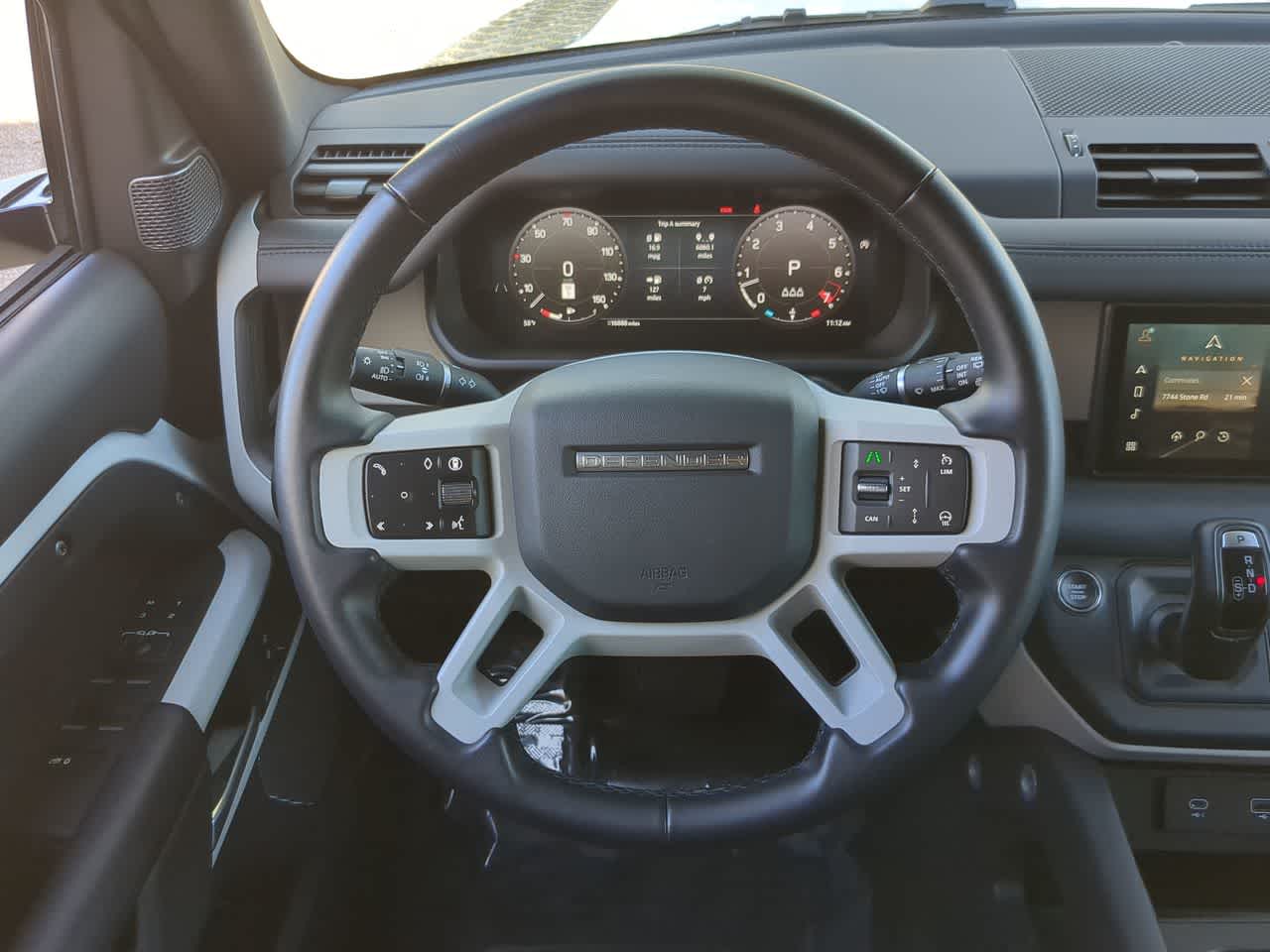 Thumbnail: 2024 Land Rover Defender - 24