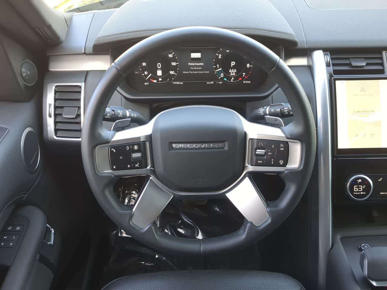 Thumbnail: 2025 Land Rover Discovery - 24