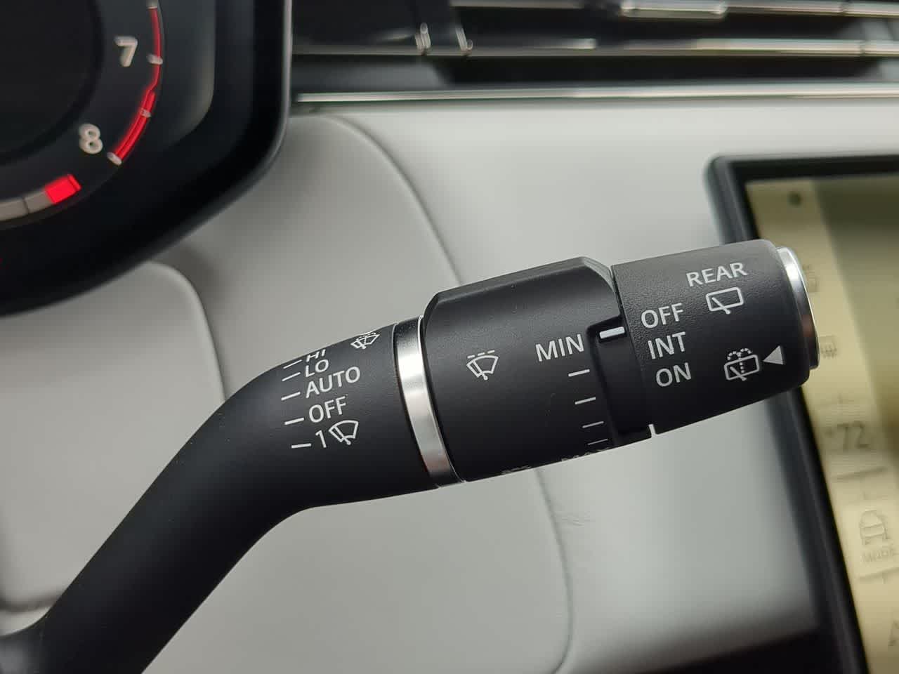 Thumbnail: 2026 Land Rover Range Rover Sport - 27