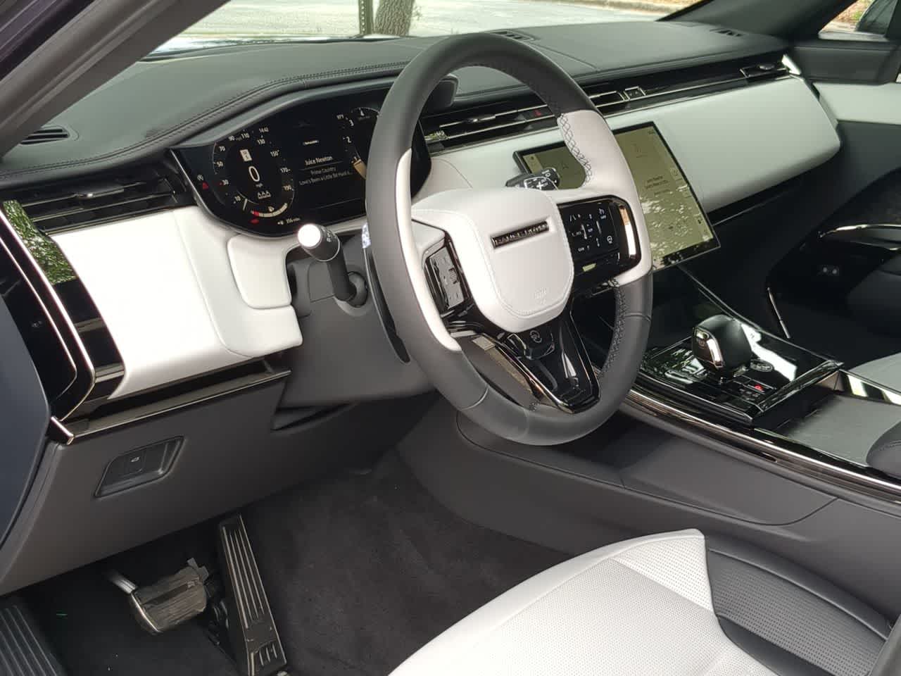 Thumbnail: 2026 Land Rover Range Rover Sport - 10