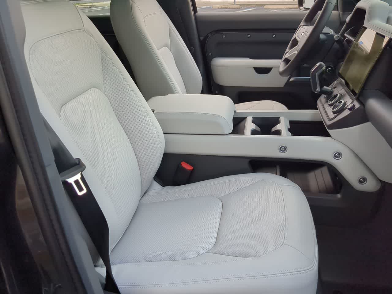 Thumbnail: 2026 Land Rover Defender - 23