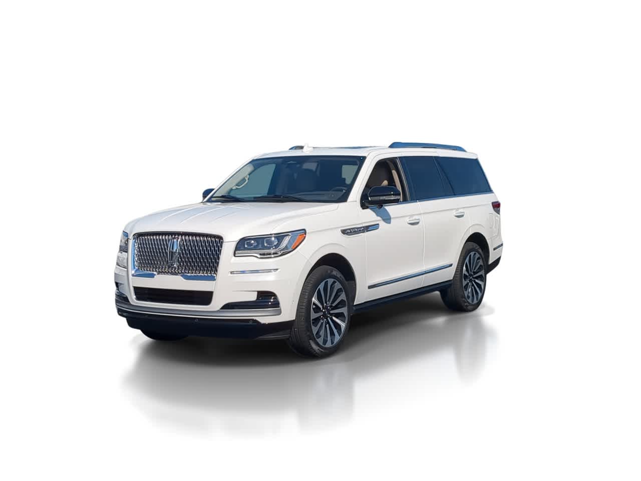 Thumbnail: 2024 Lincoln Navigator - 4