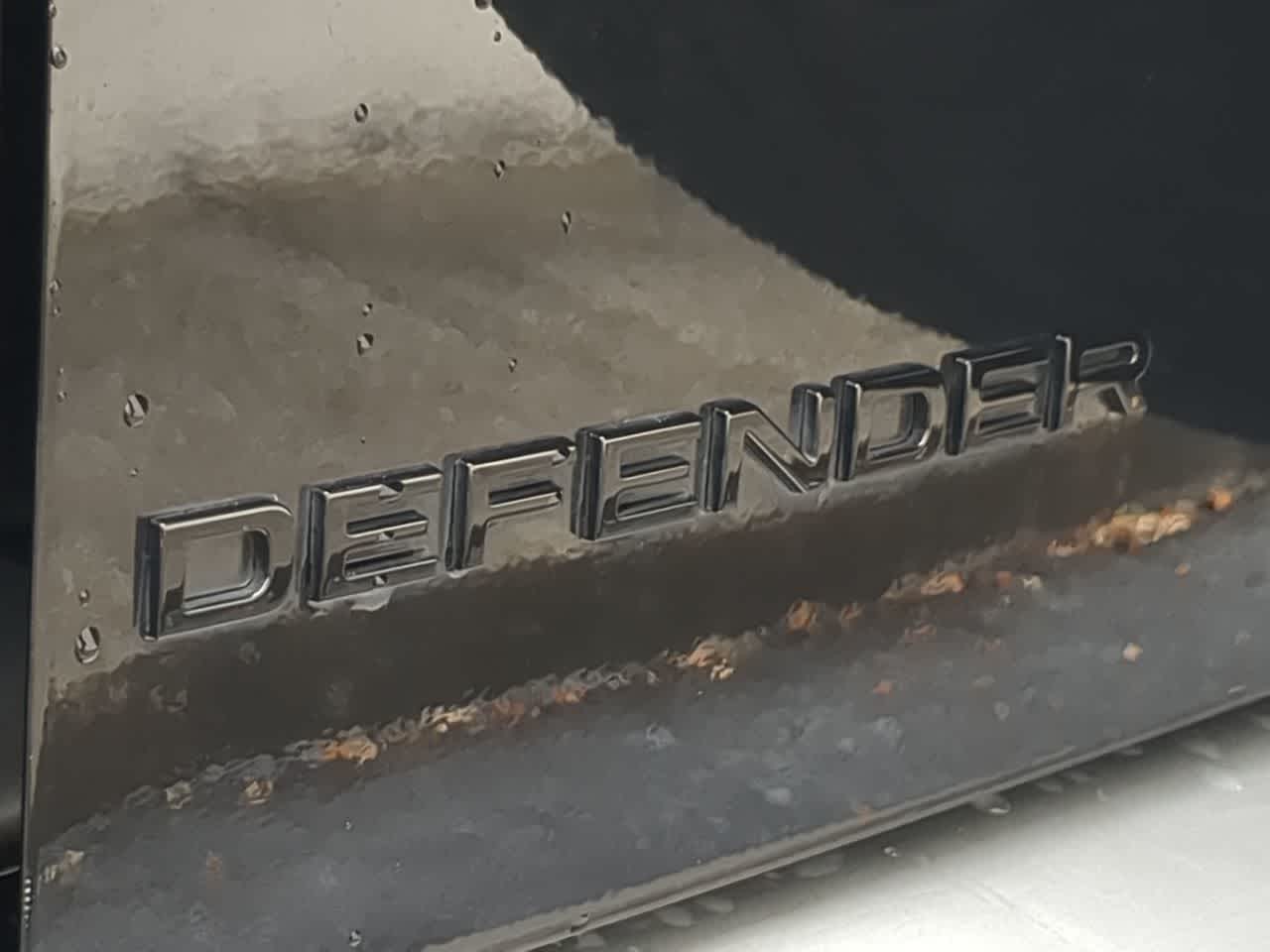 Thumbnail: 2025 Land Rover Defender - 12