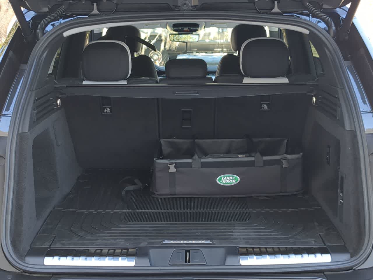 Thumbnail: 2026 Land Rover Range Rover Sport - 37