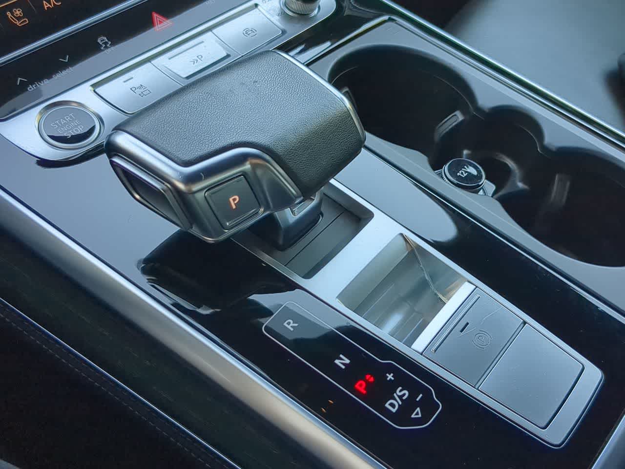 Thumbnail: 2023 Audi Q7 - 32