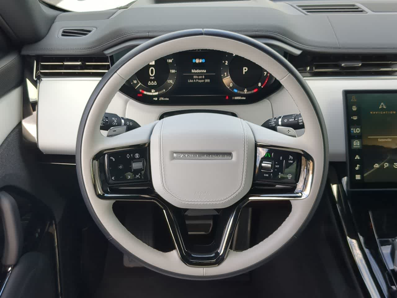 Thumbnail: 2025 Land Rover Range Rover Sport - 25