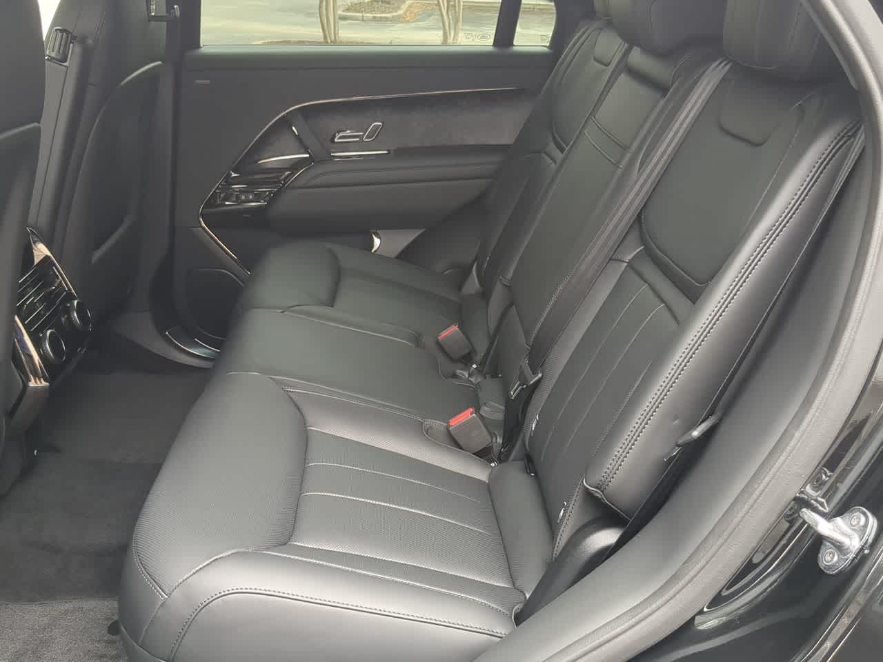 Thumbnail: 2026 Land Rover Range Rover Sport - 21