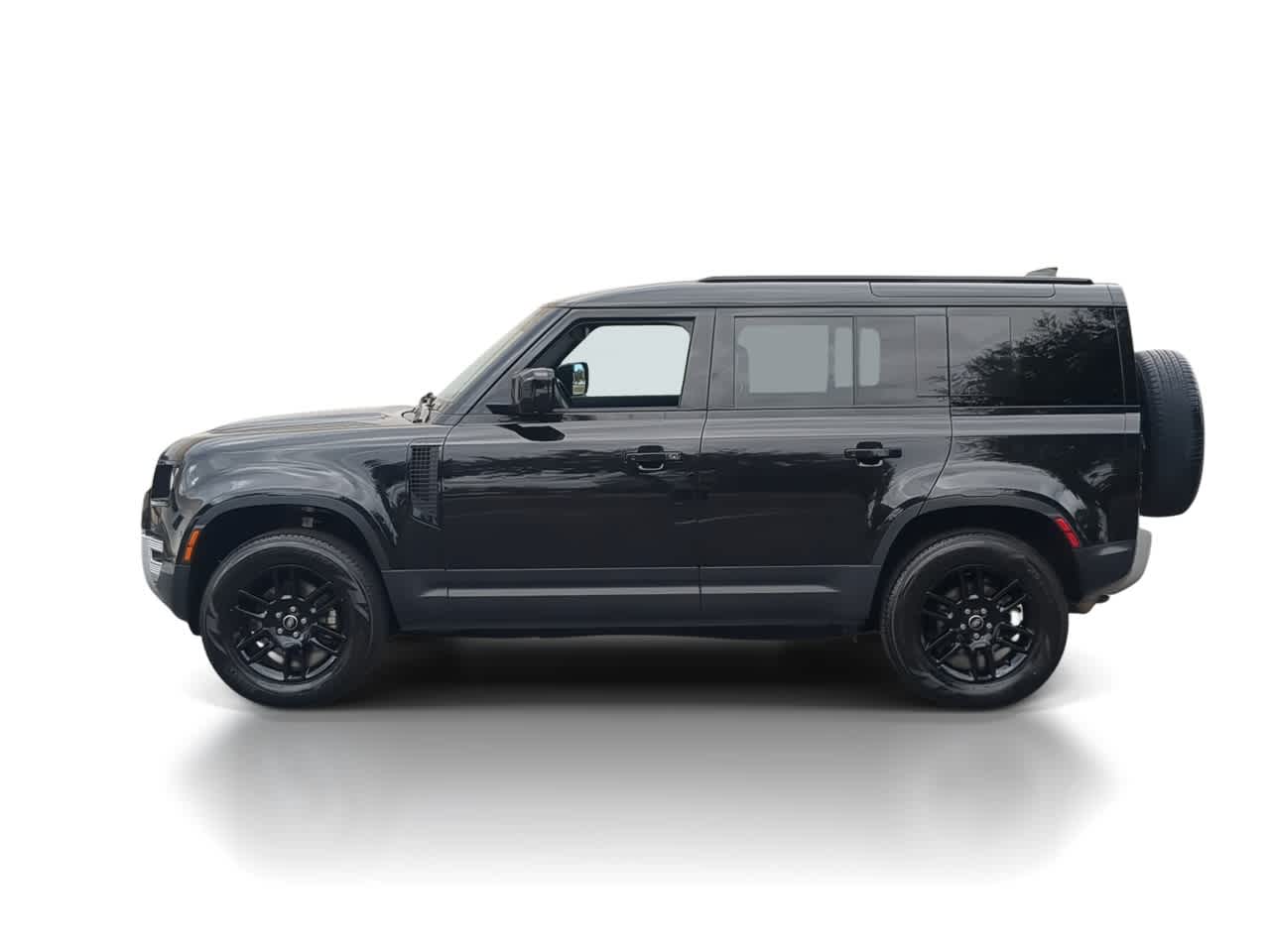 Thumbnail: 2025 Land Rover Defender - 5