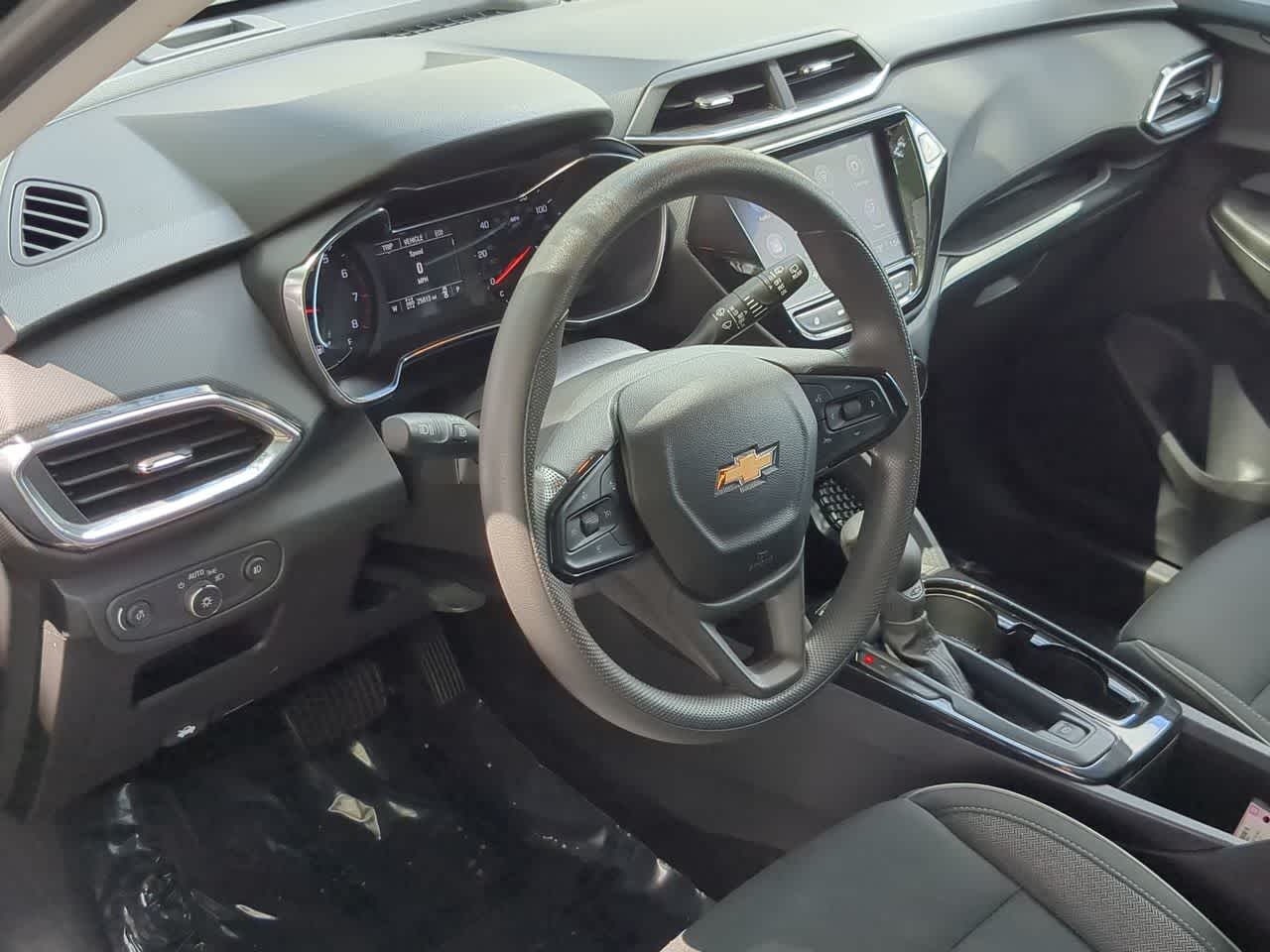 Thumbnail: 2021 Chevrolet TrailBlazer - 10