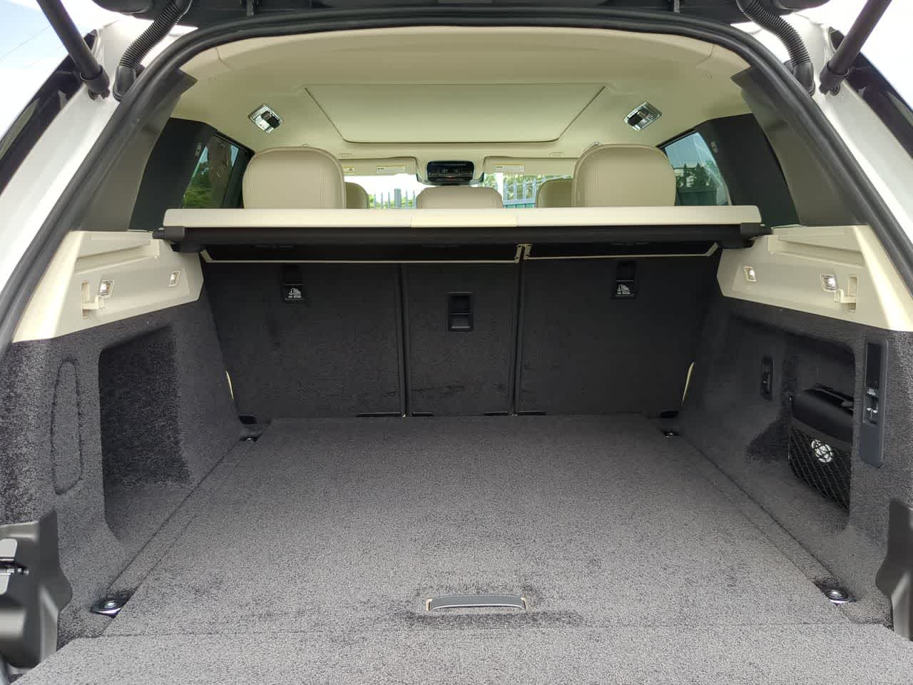 Thumbnail: 2025 Land Rover Range Rover - 34