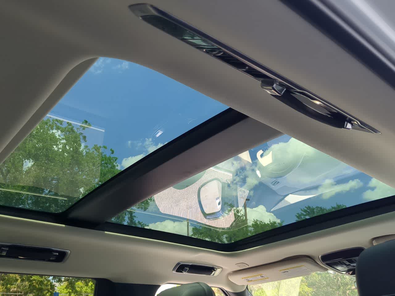 Thumbnail: 2024 Land Rover Range Rover - 29