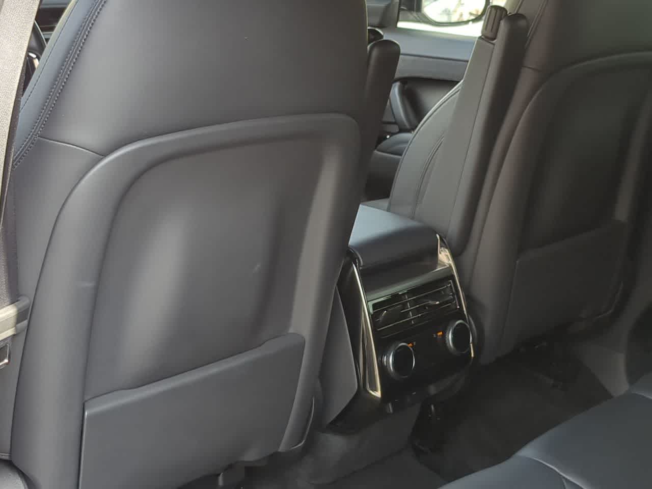 Thumbnail: 2024 Land Rover Range Rover Sport - 17