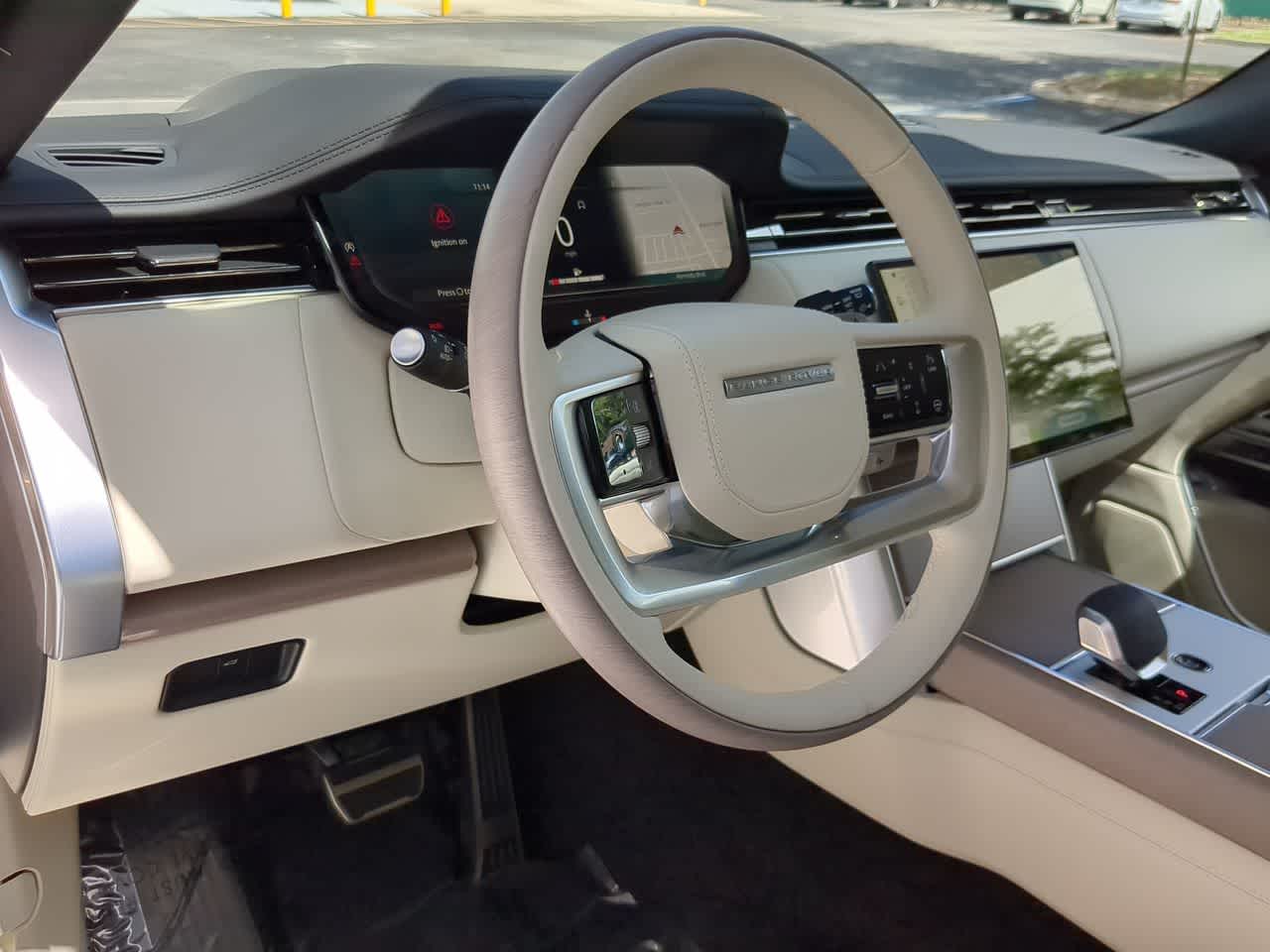 Thumbnail: 2025 Land Rover Range Rover - 10