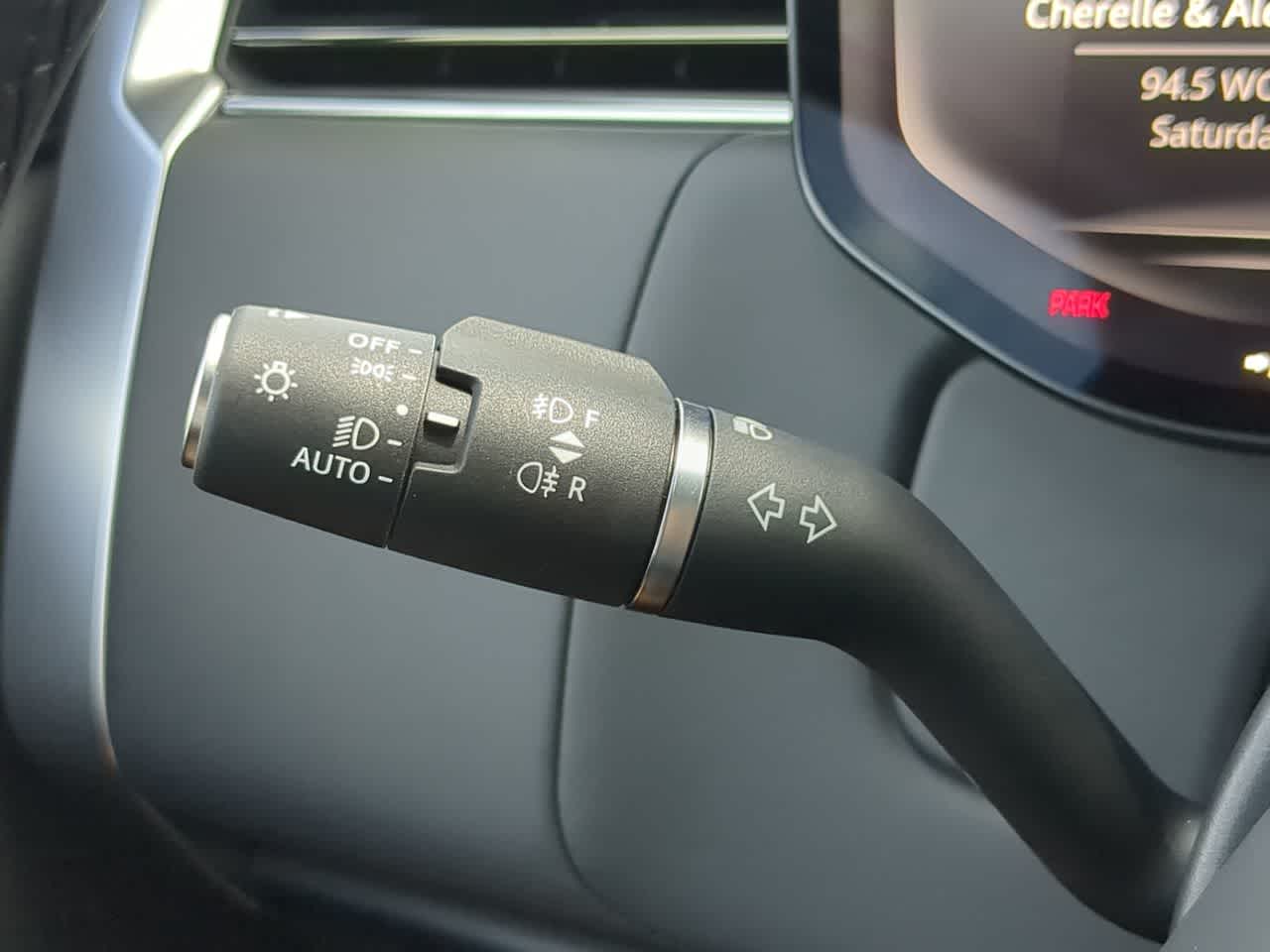 Thumbnail: 2025 Land Rover Range Rover - 29