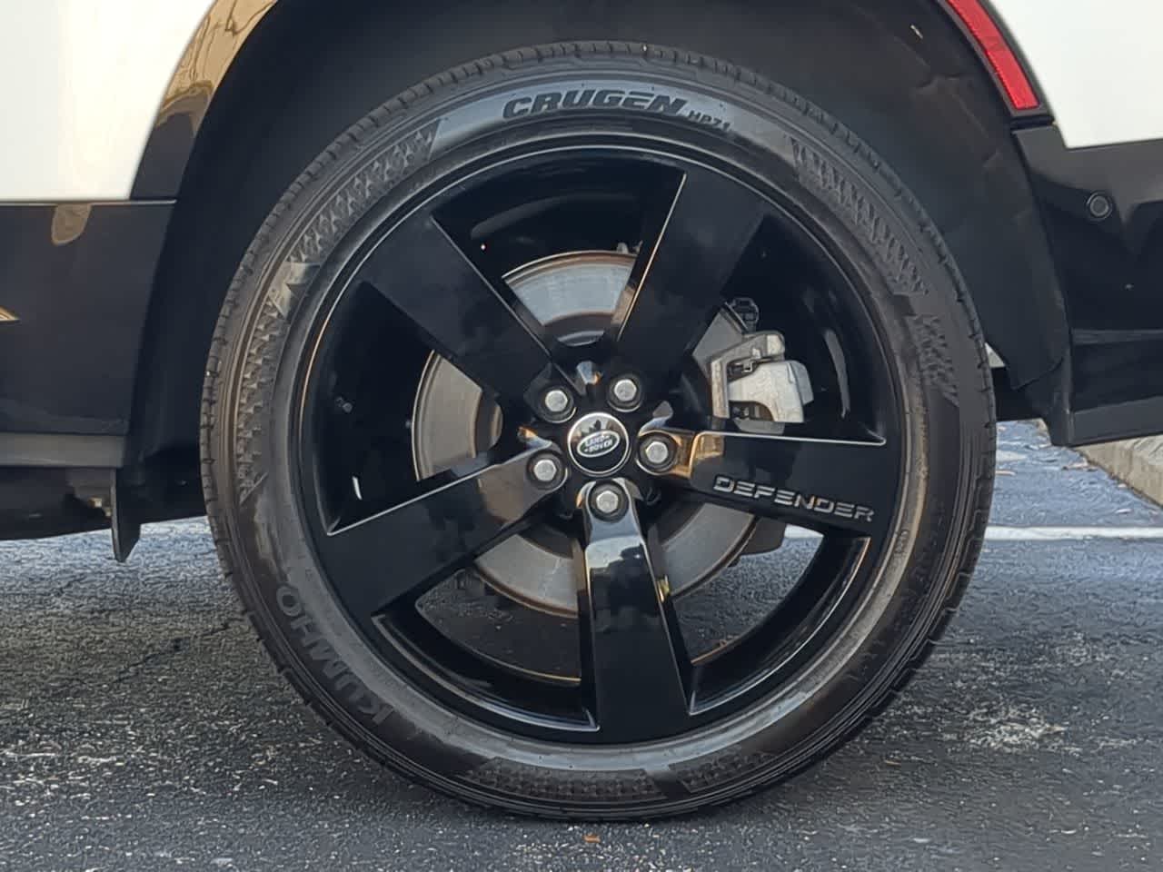 Thumbnail: 2024 Land Rover Defender - 14